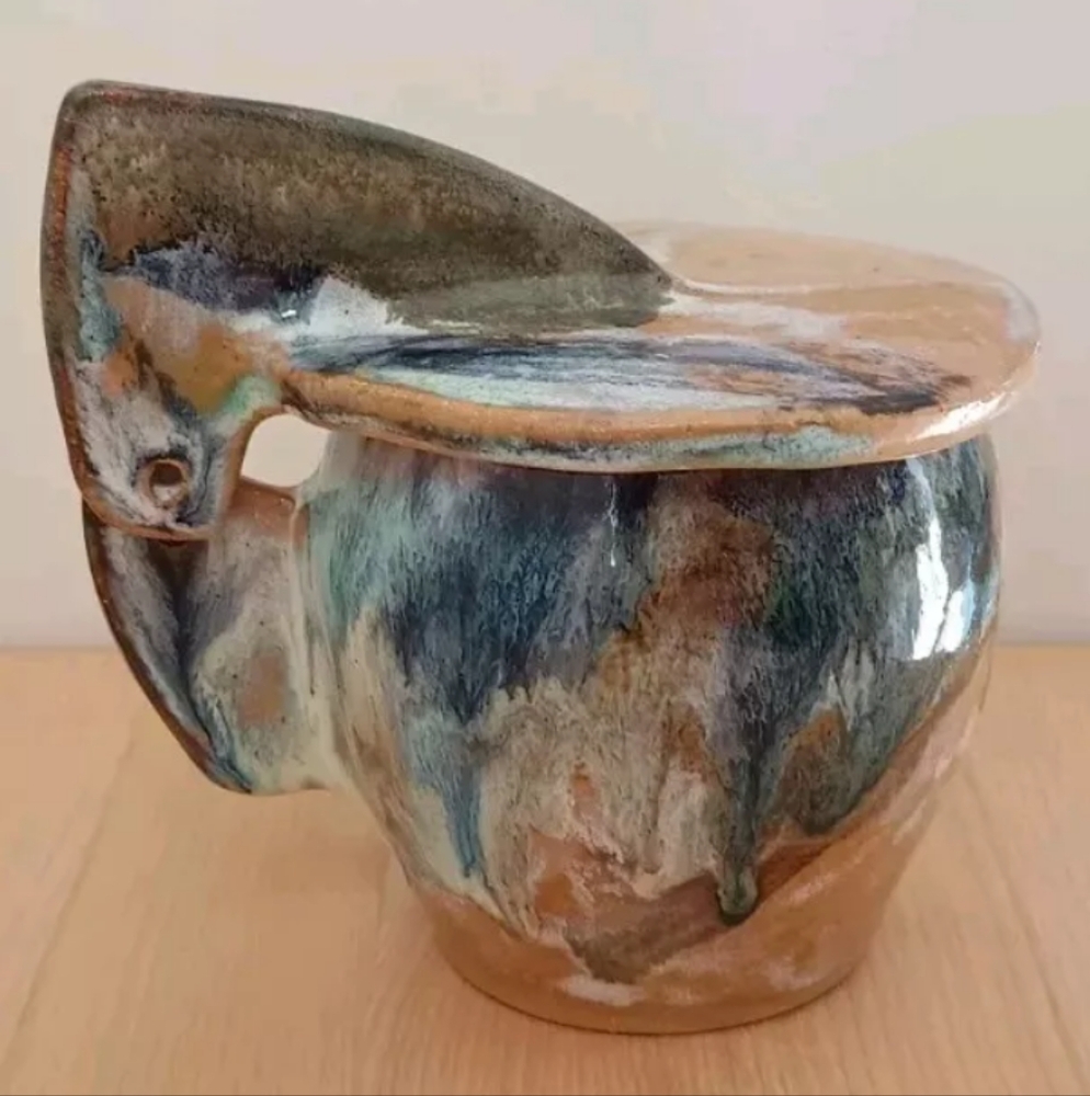 RARE Teacup With Lid Art Pottery Unique Handles With Japanese Or Chinese Symbol